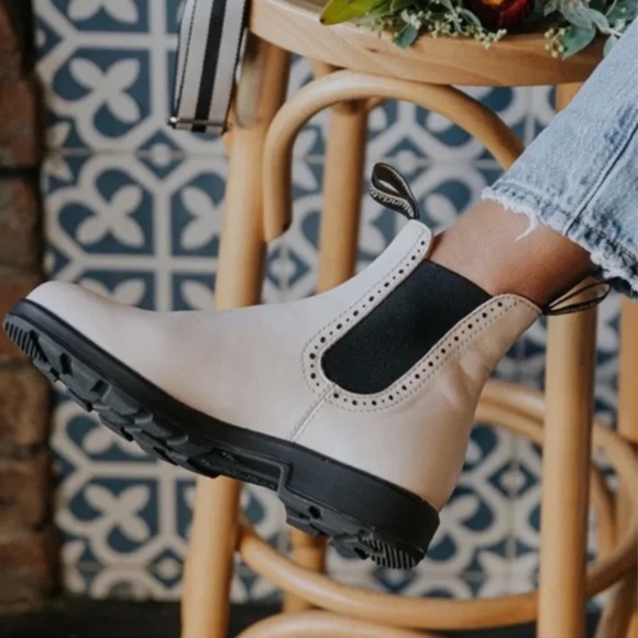 Blundstone 2156 Hightop Chelsea Boots Pearl - Picture 1 of 10